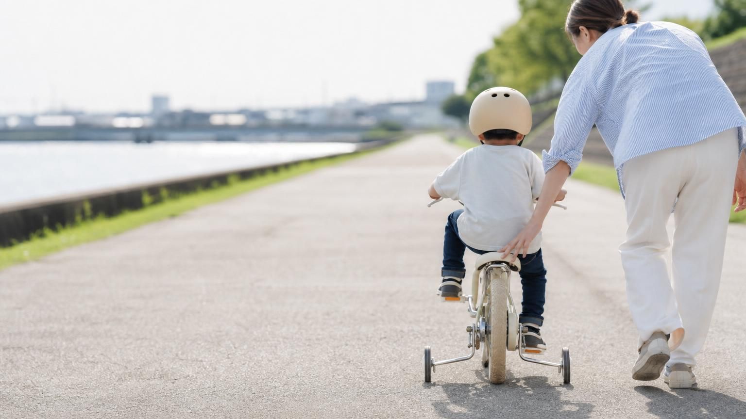 子供の自転車の補助輪付けっぱなしはダメ?外す目安